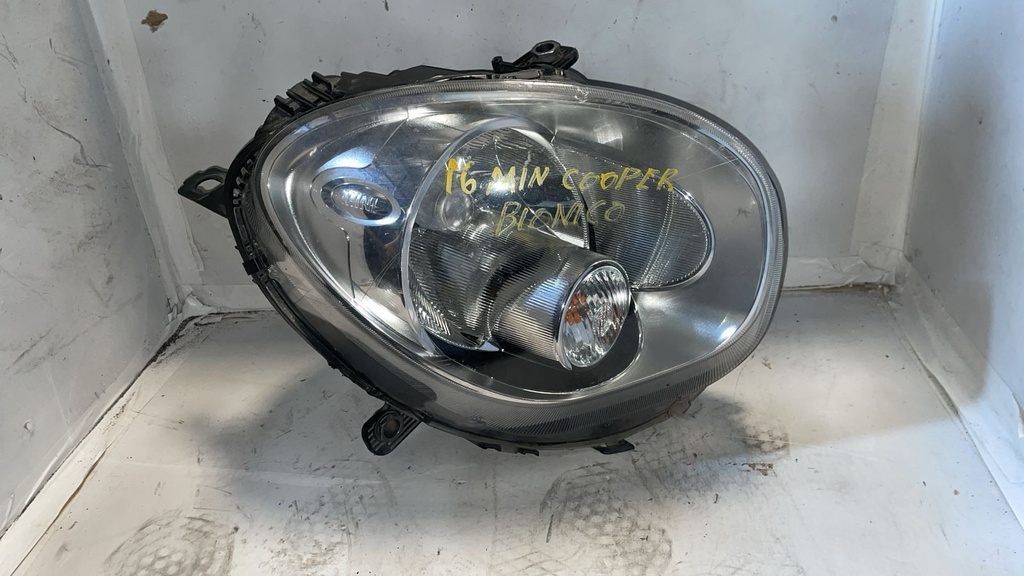 Faro MINI COOPER 2016 RH