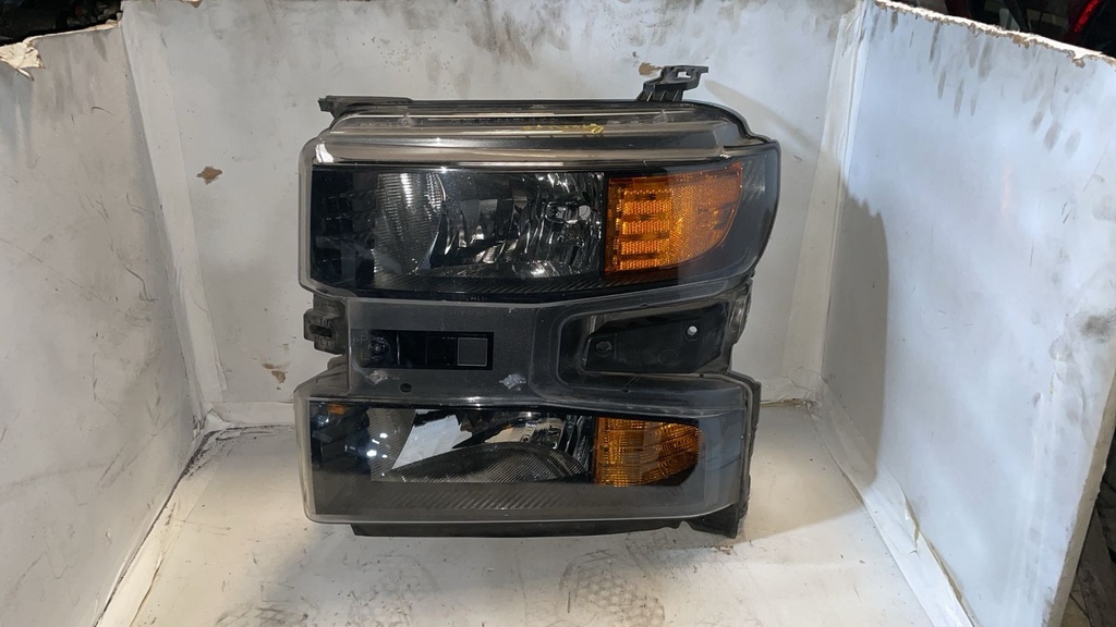 Faro CHEVROLET silverado 19-21 LH