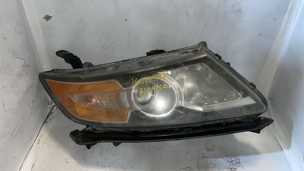 Faro RH HONDA Odyssey 2016