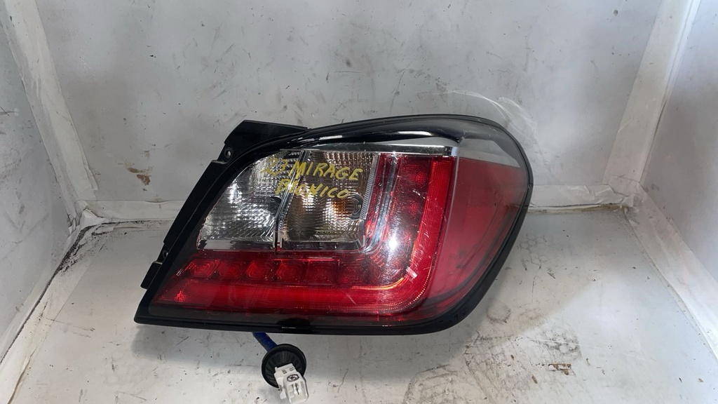 Stop RHMITSUBISHI mirage 2020-24