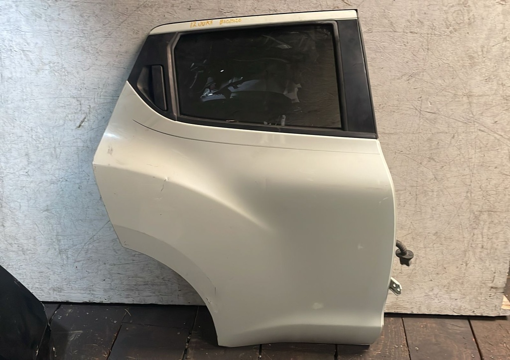 puerta Juke 12-16 RH trasera