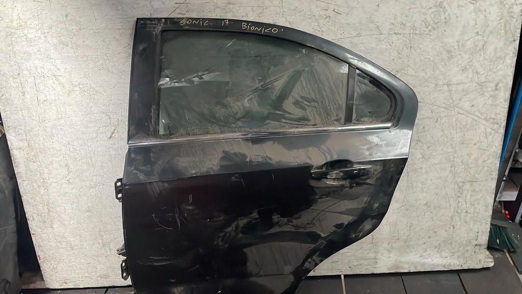 PUERTA Sonic 16-20 LH trasera