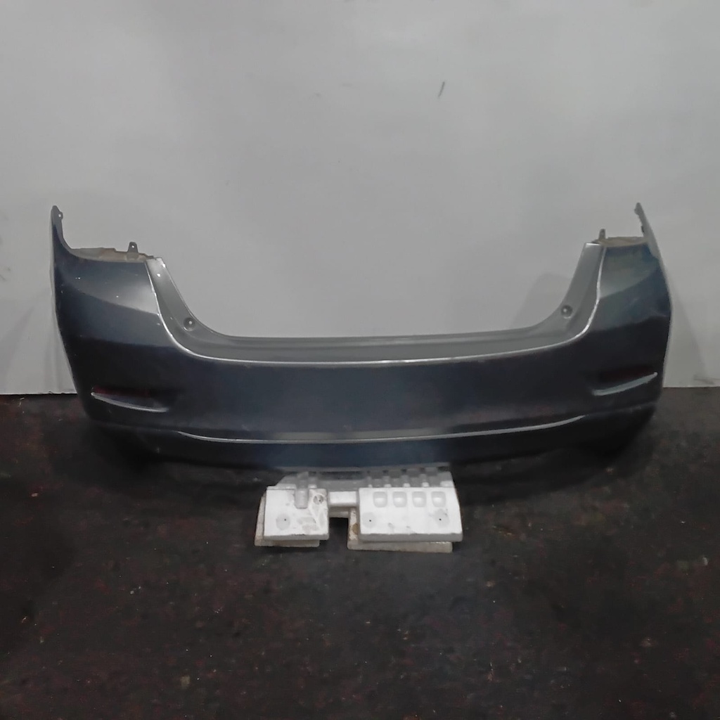 BUMPER TRASERO USADO SCION IA 16