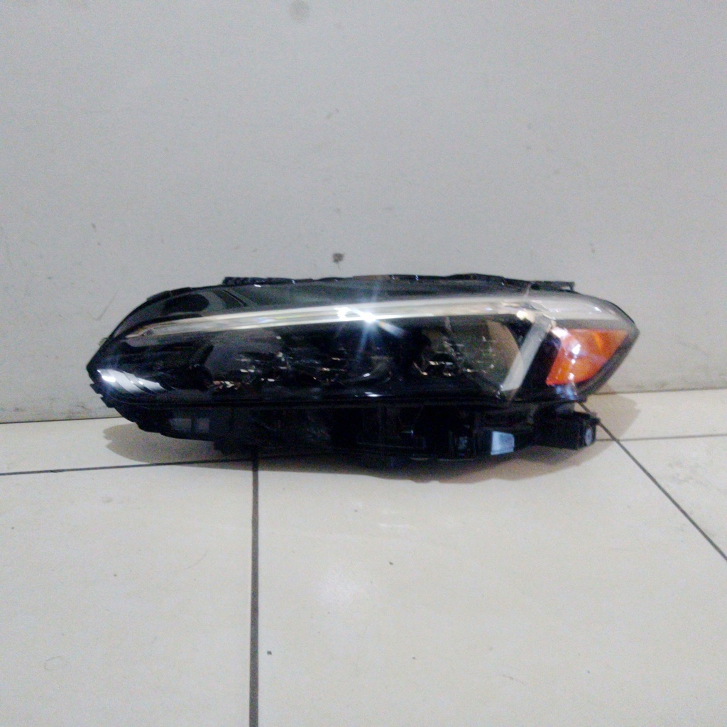 FARO LH CIVIC 22-25