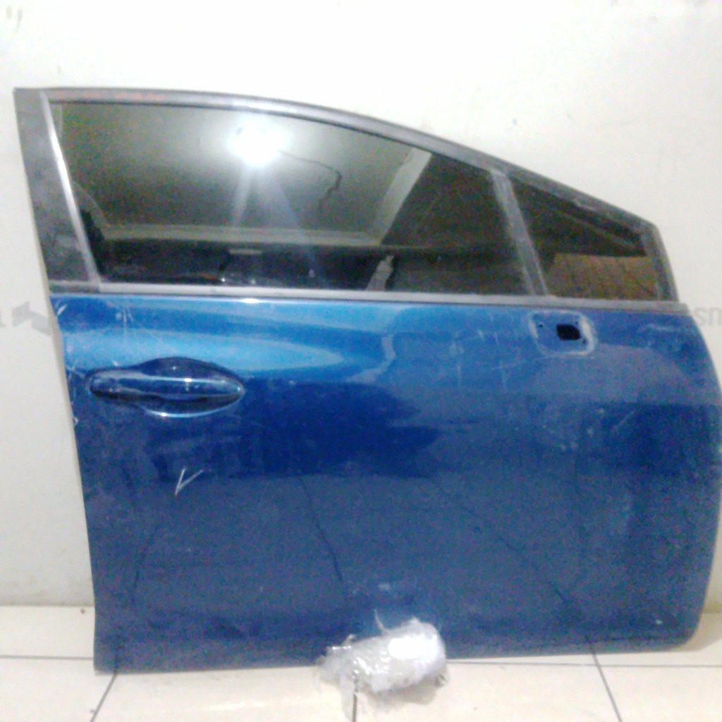 PUERTA DRH CIVIC 15