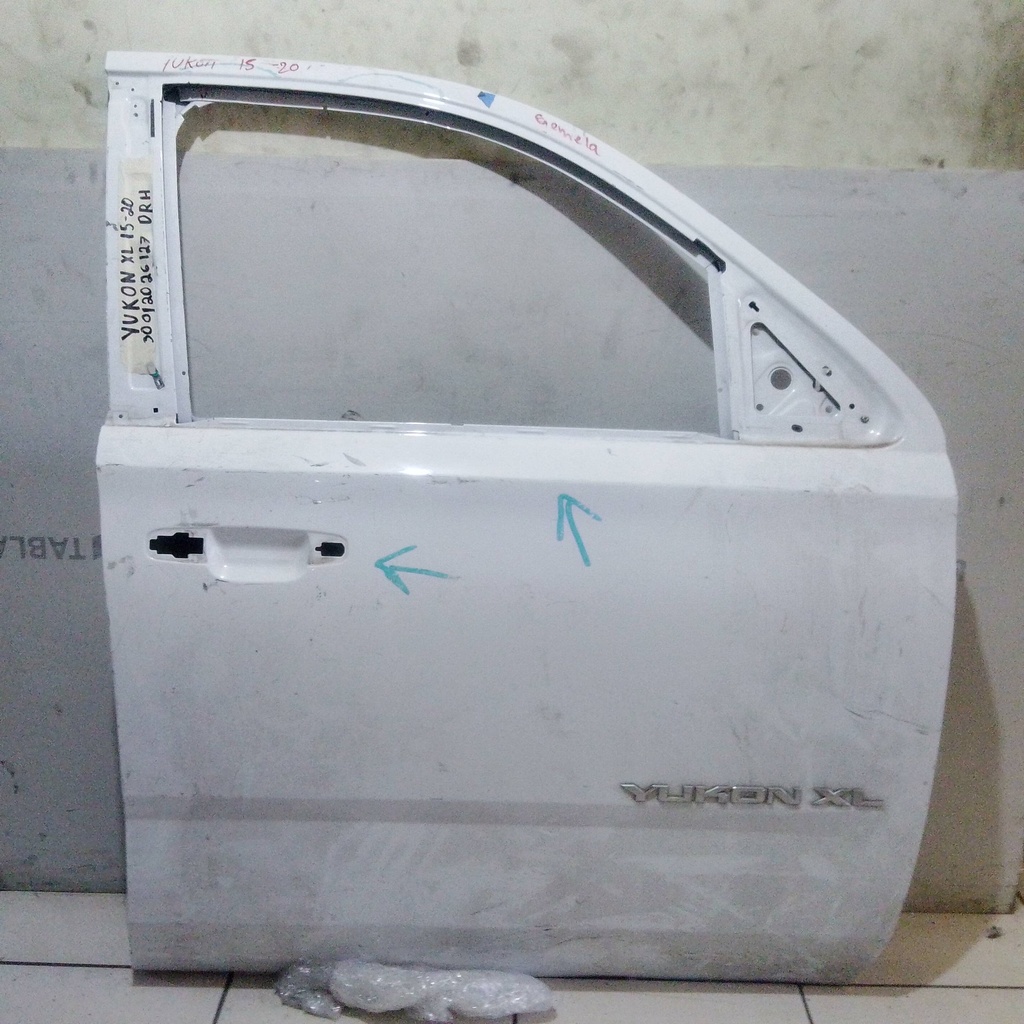 PUERTA DRH YUKON XL 15-20