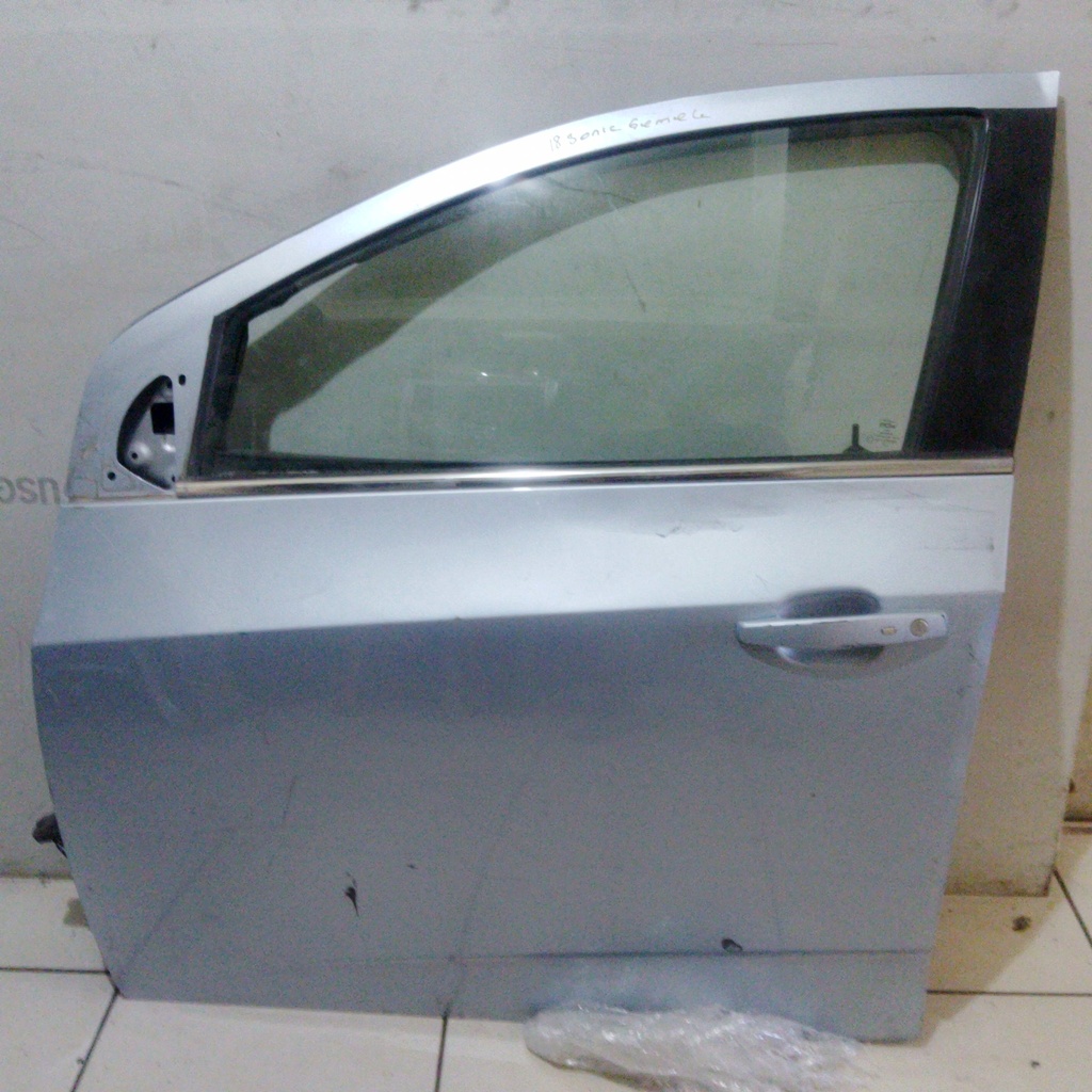 PUERTA DLH SONIC 18