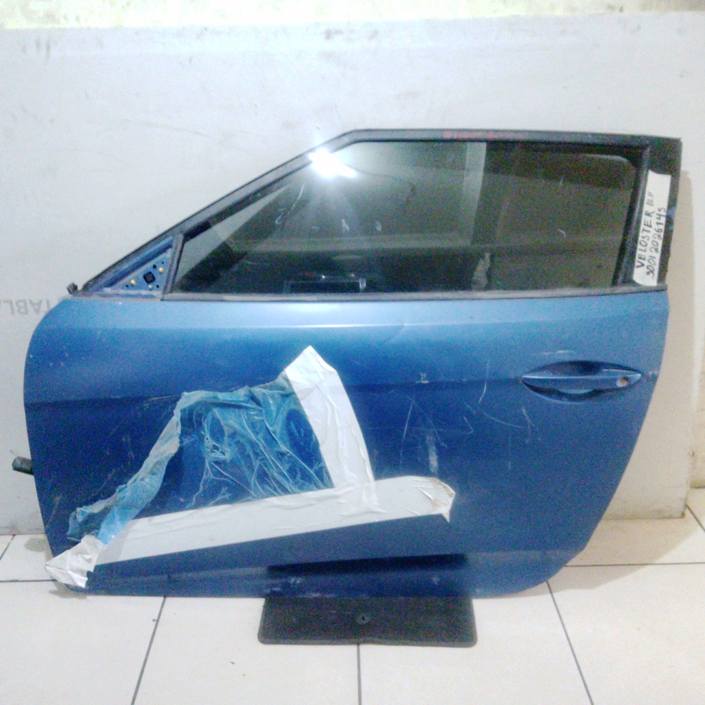 PUERTA DLH VELOSTER 16