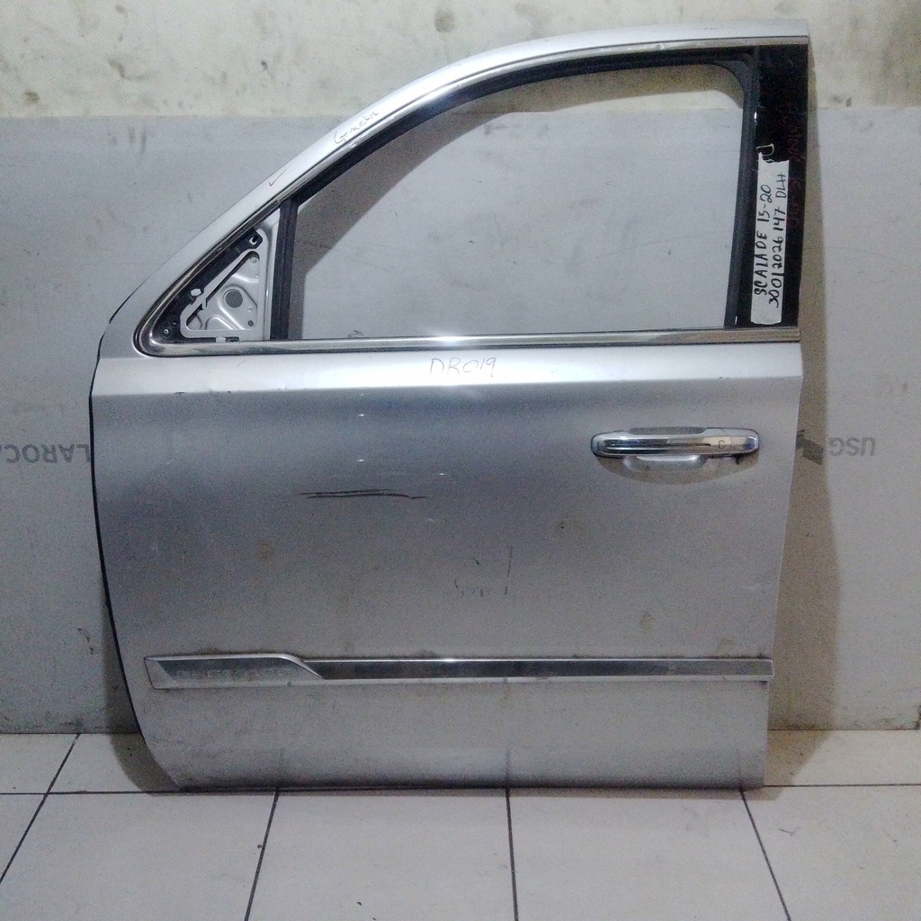 PUERTA DLH SCALADE 15-20