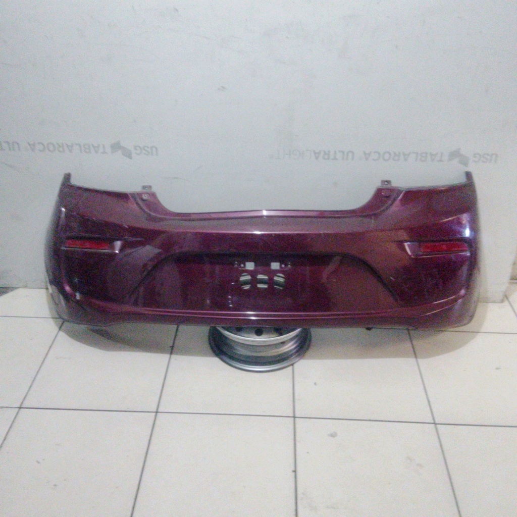 BUMPER TRASERO MIRAGE 17