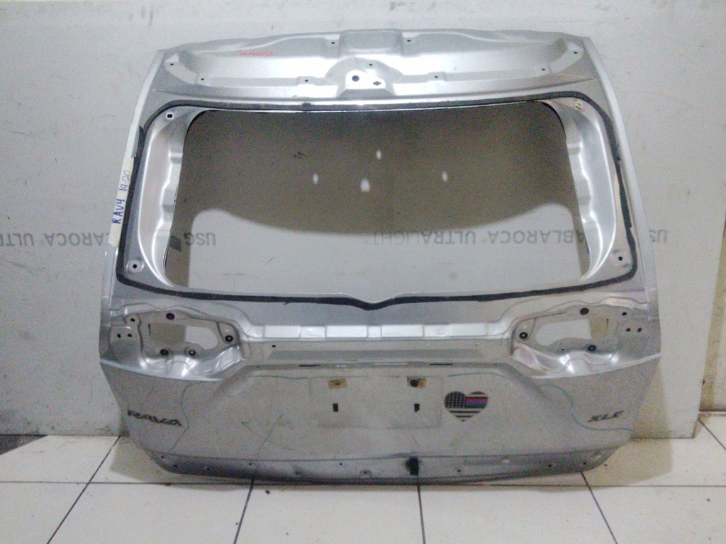 COMPUERTA RAV4 19-20