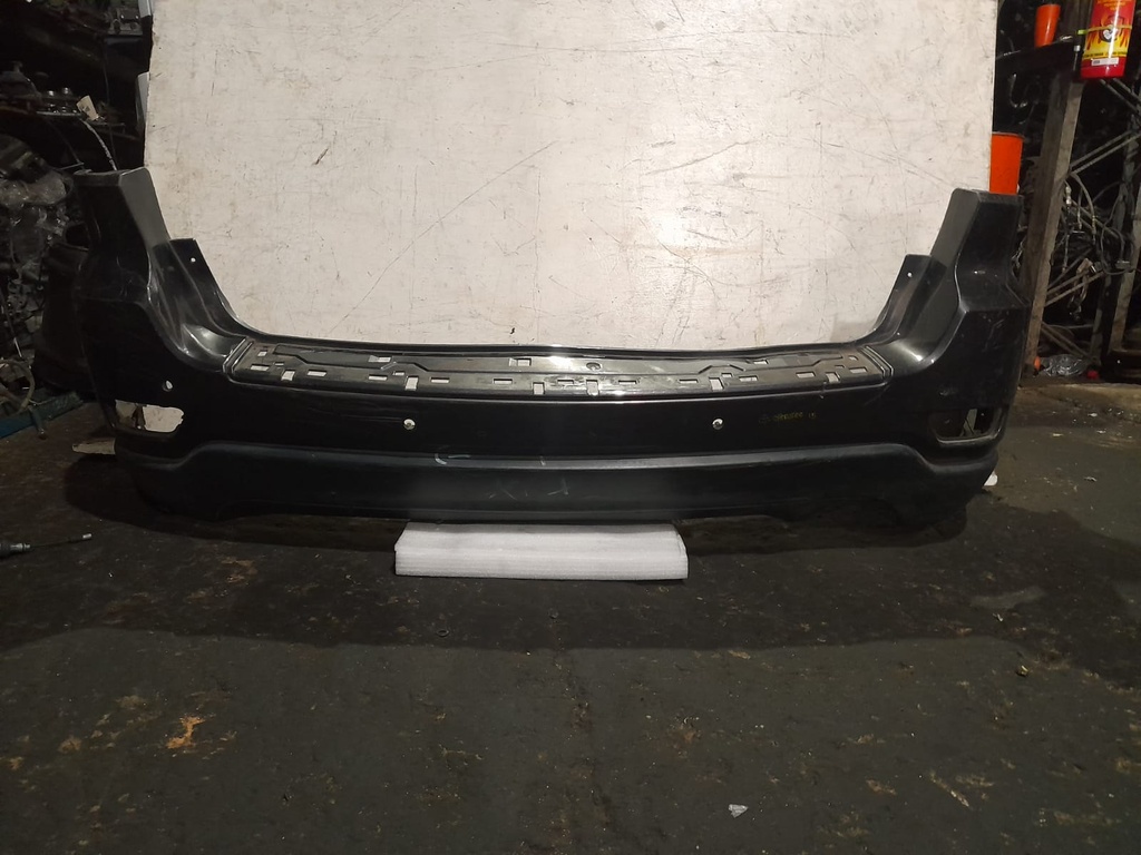 BUMPER TRASERO G.CHEROKEE 15