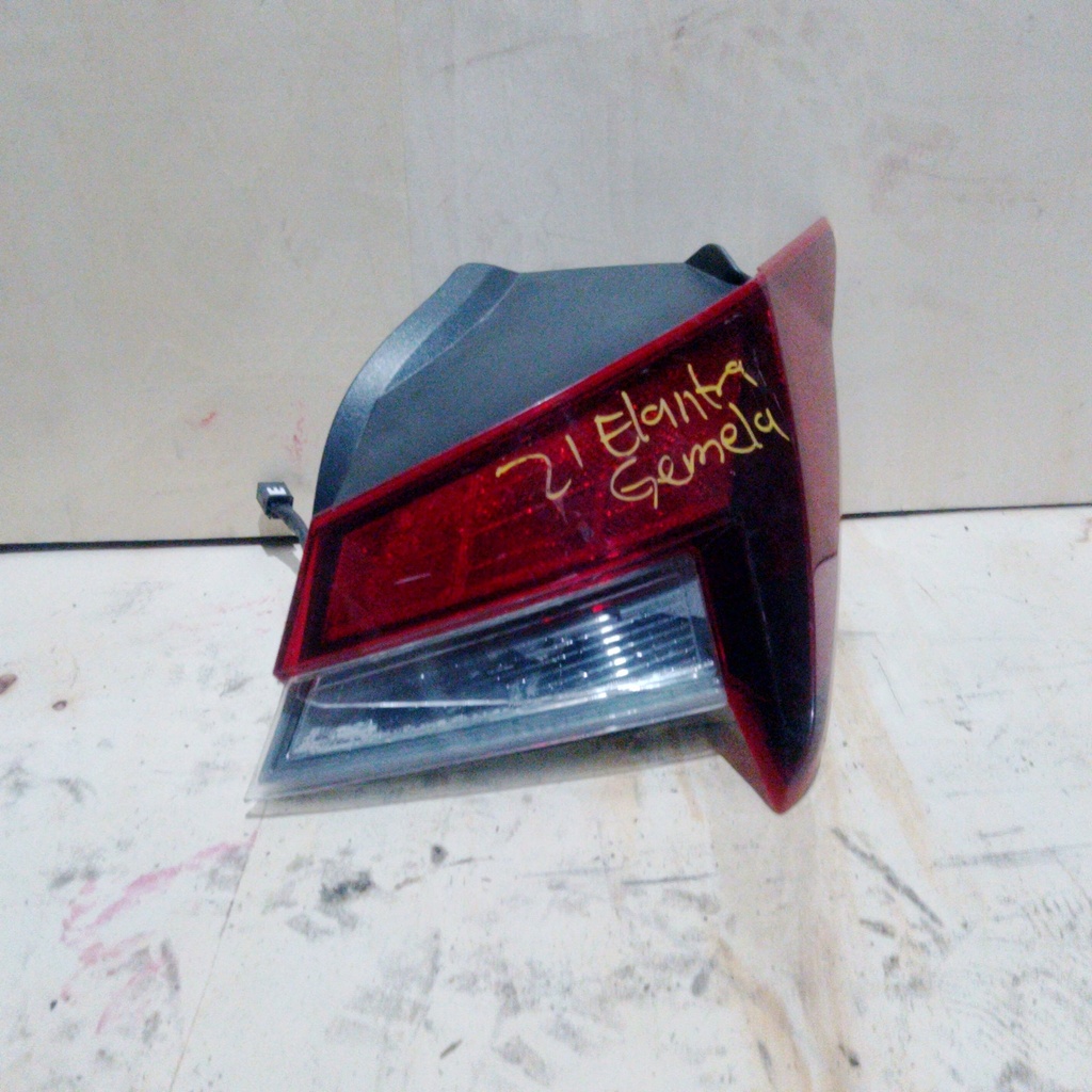 STOP RH ELANTRA 21
