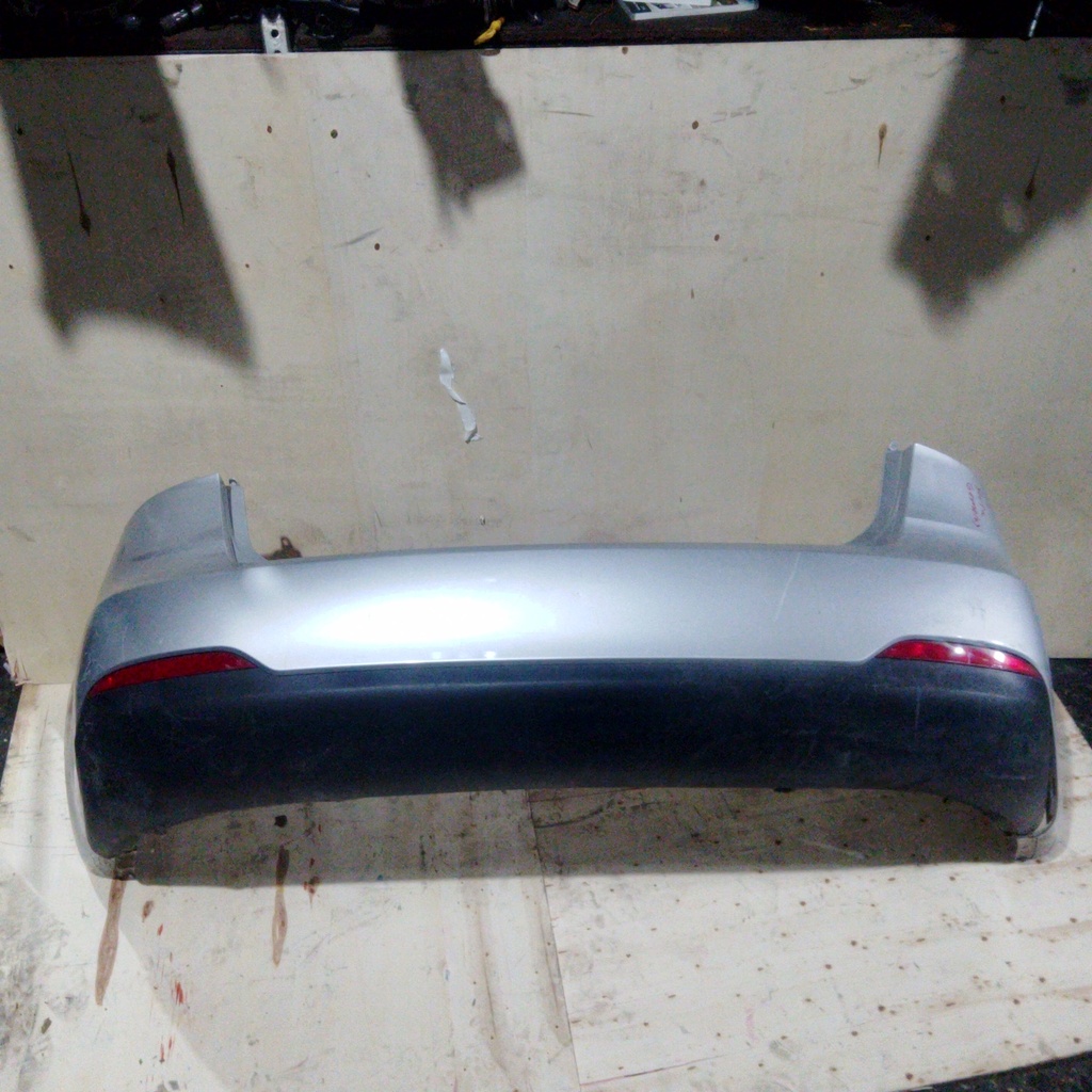 BUMPER TRASERO FORTE 15