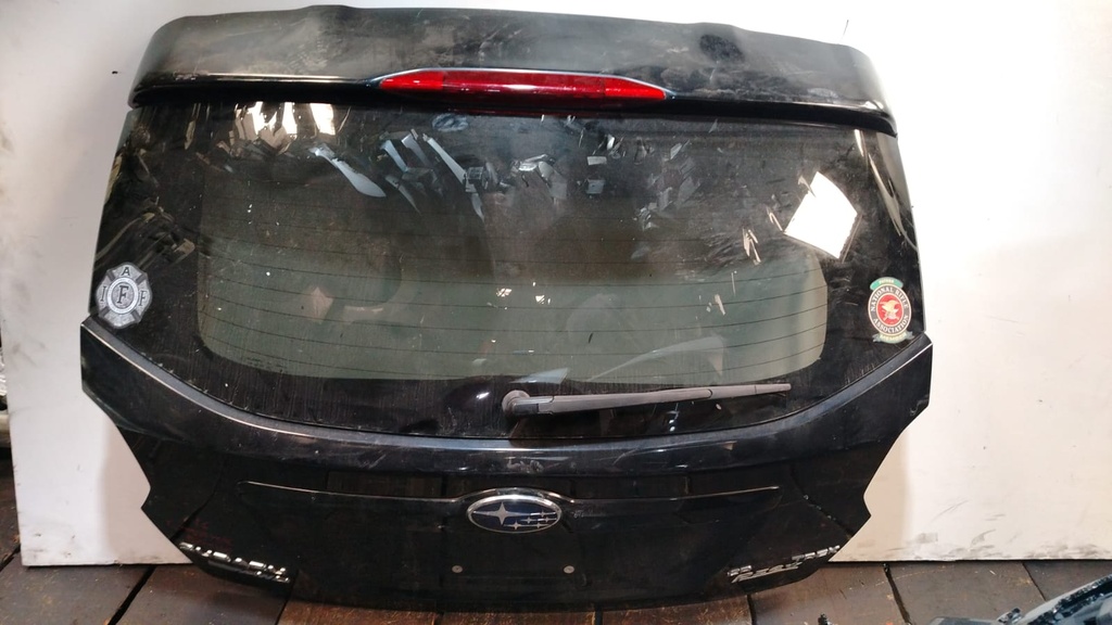 COMPUERTA SUBARU CROSTREK 16