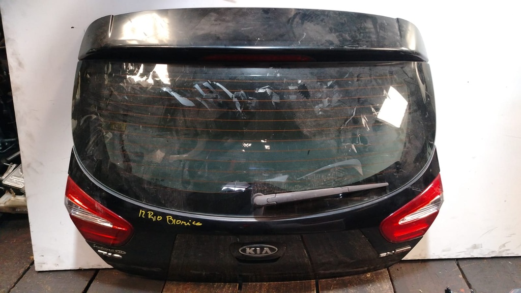 COMPUERTA KIA RIO 12-17