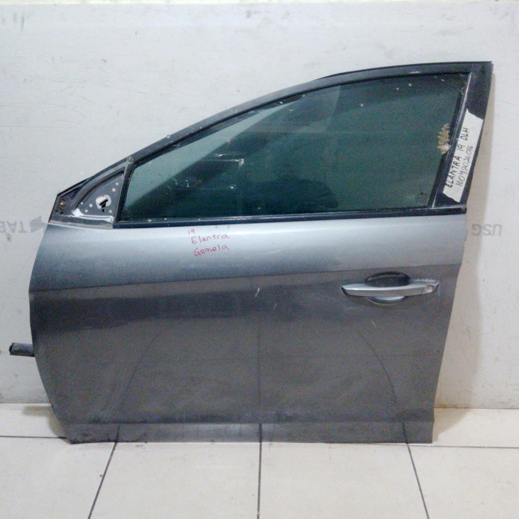 PUERTA DLH ELANTRA 19