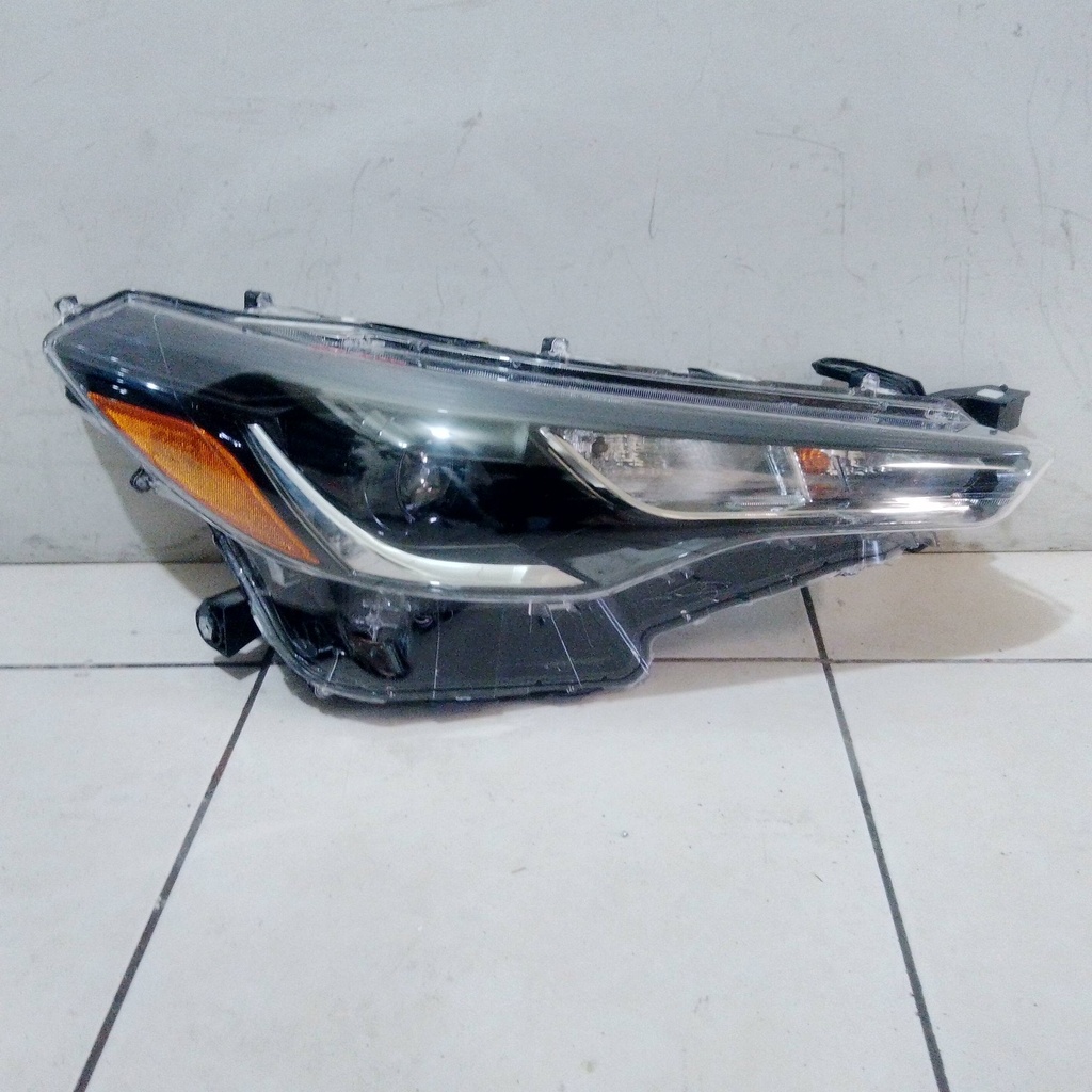Faro Corolla Cross 22-24