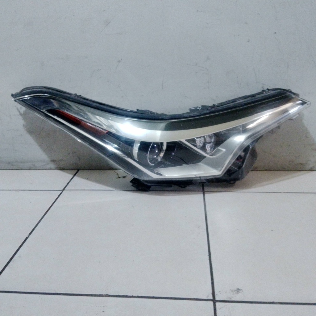 FARO RH TOYOTA CHR 2019