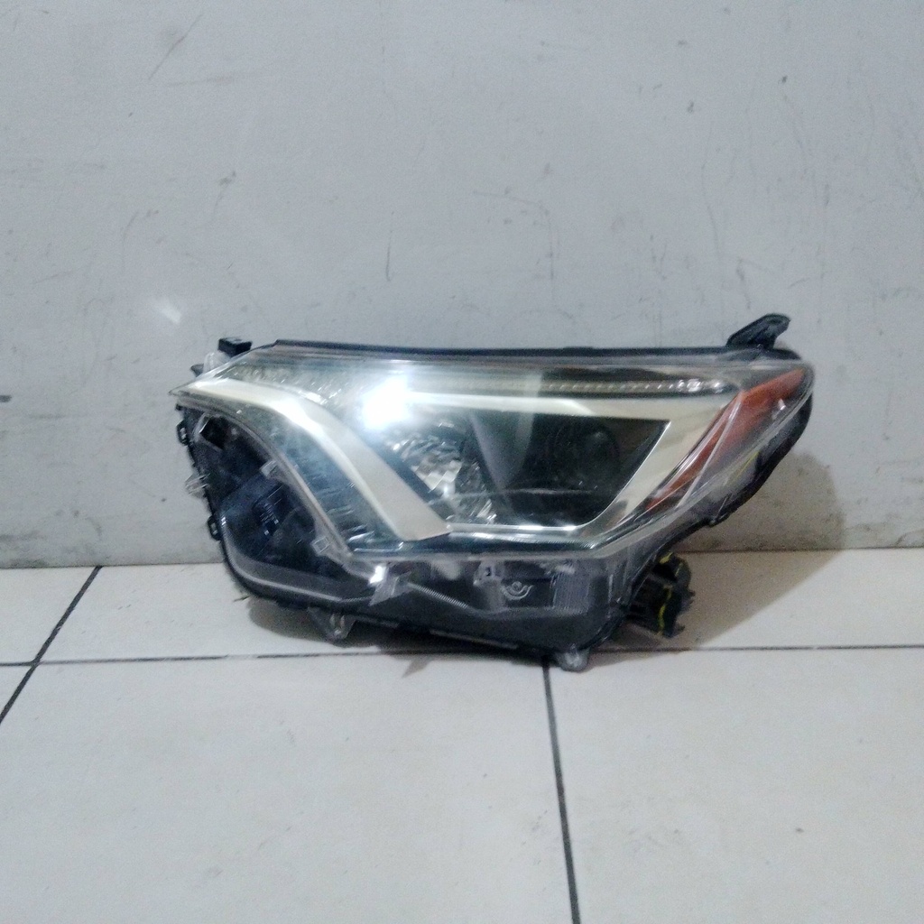 FARO LH RAV4, 16-18