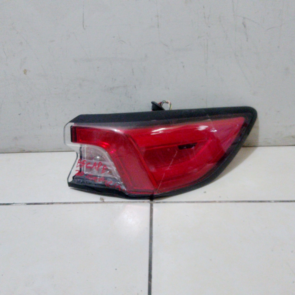 STOP RH ESCAPE 20