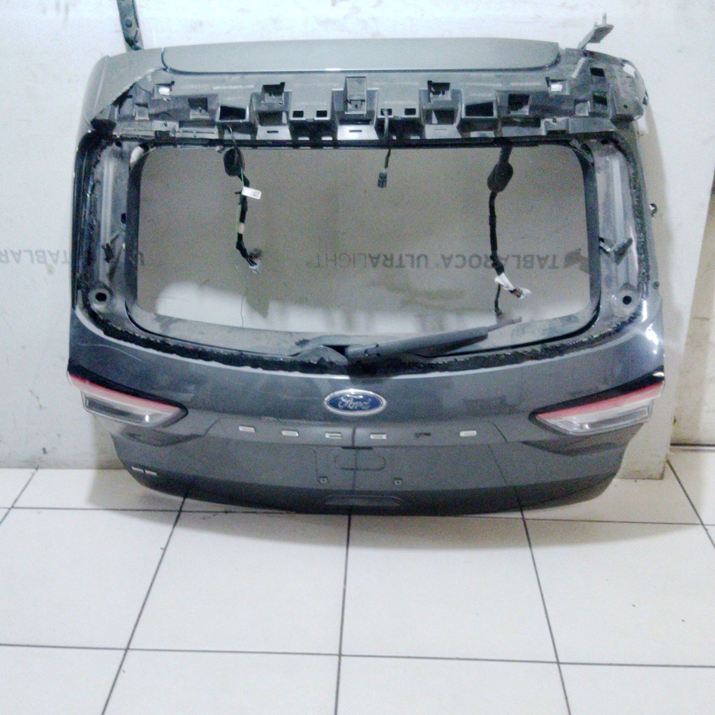 COMPUERTA ESCAPE 21