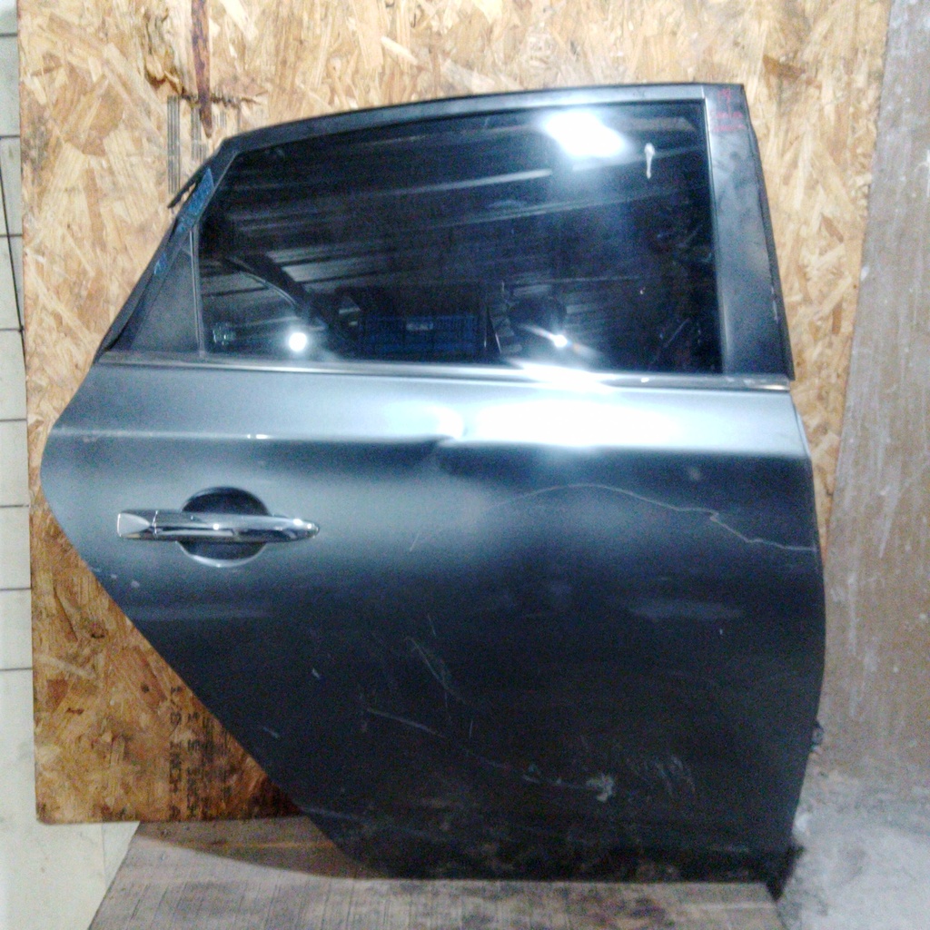 PUERTA TRH SENTRA 18