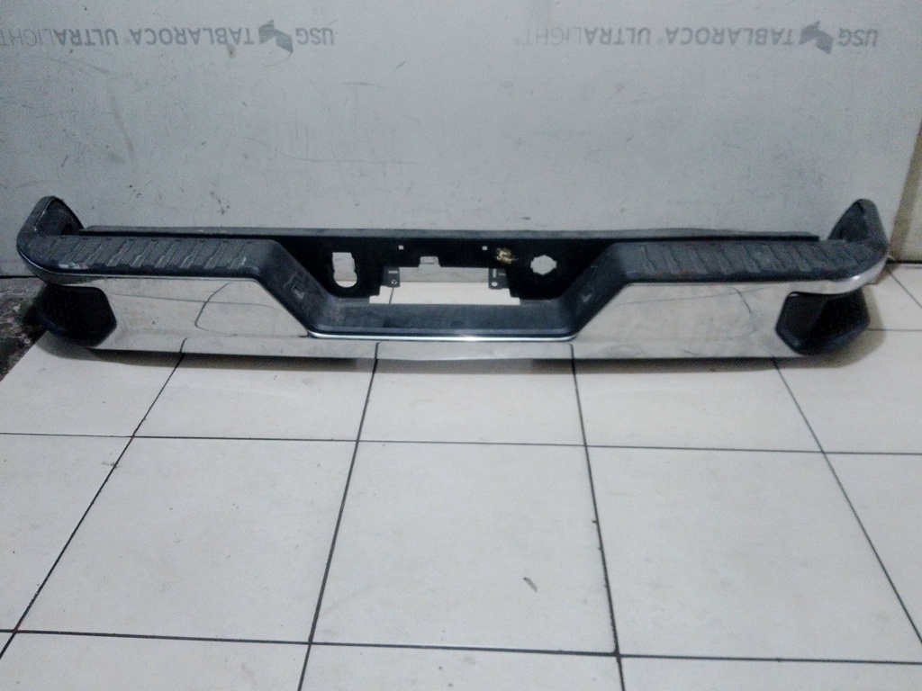 BUMPER TRASERO SILVERADO 19-22