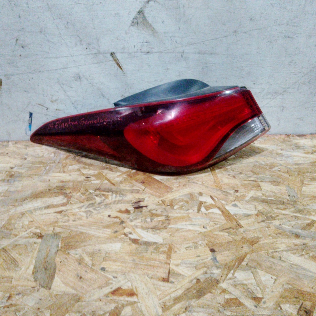 STOP LH ELANTRA 14