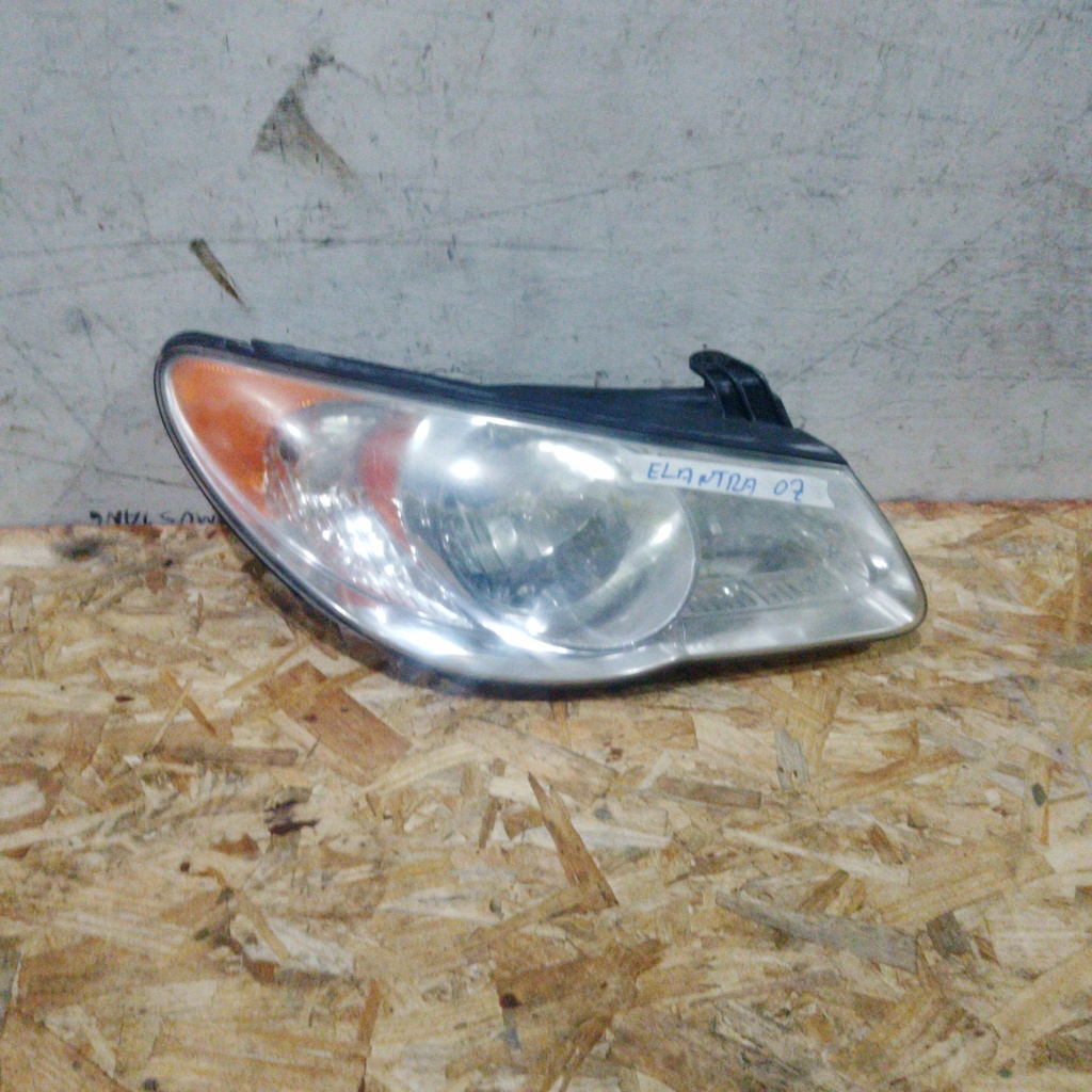 FARO RH ELANTRA 2007