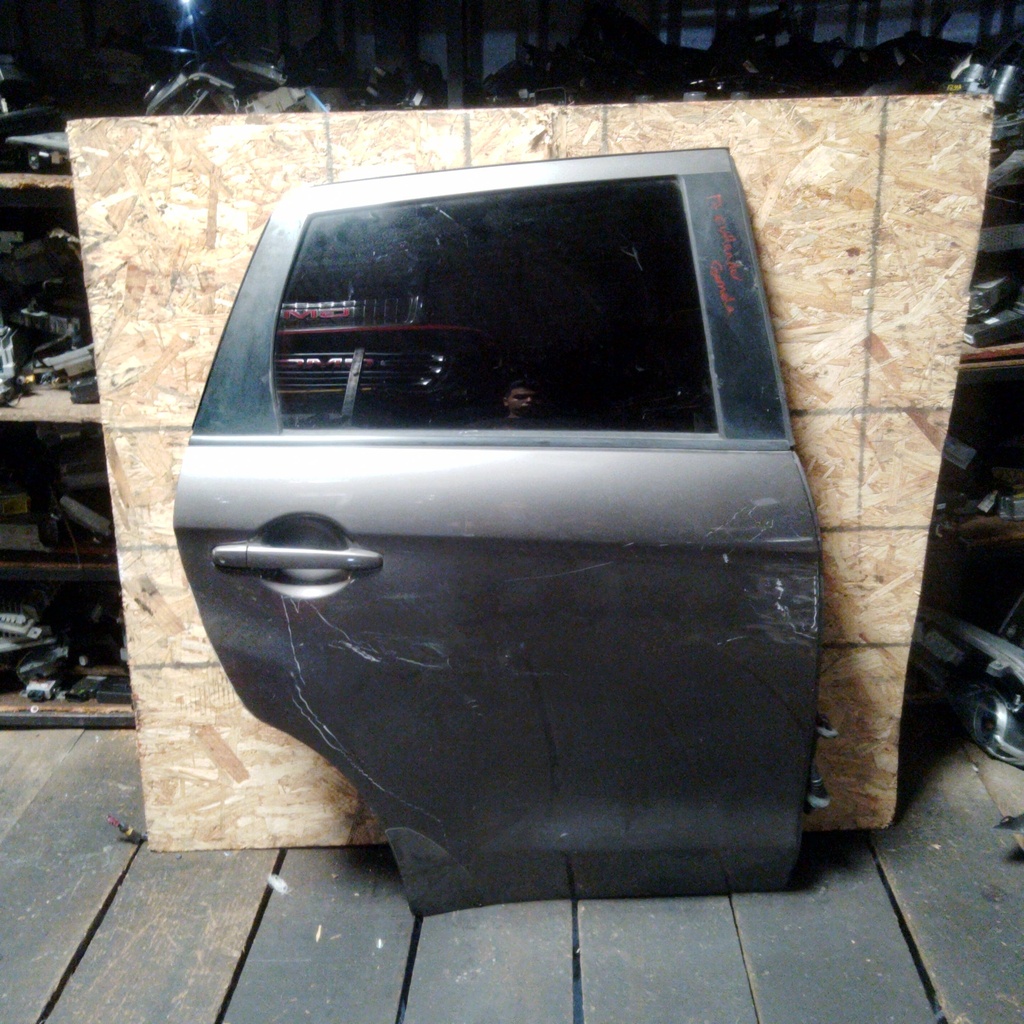 PUERTA TRH OUTLANDER 17