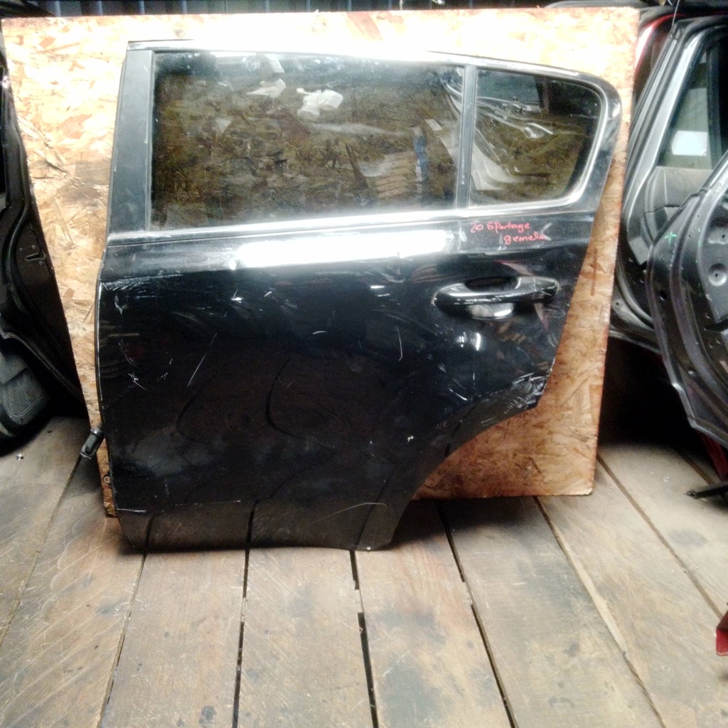 PUERTA TLH SPORTAGE 20