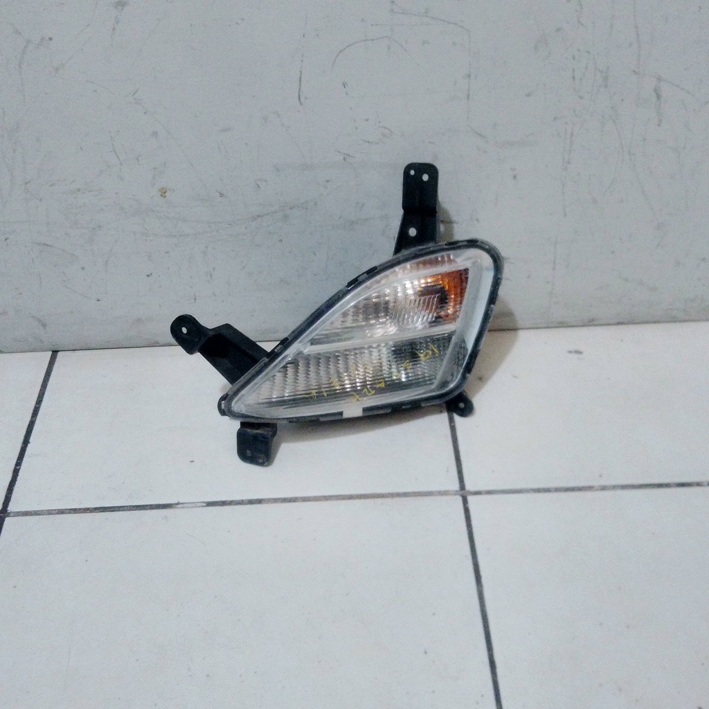 FARO ALOGENO LH SPARK 19