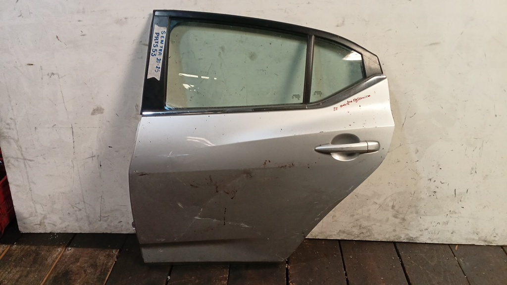 PUERTA TLH SENTRA 20-25