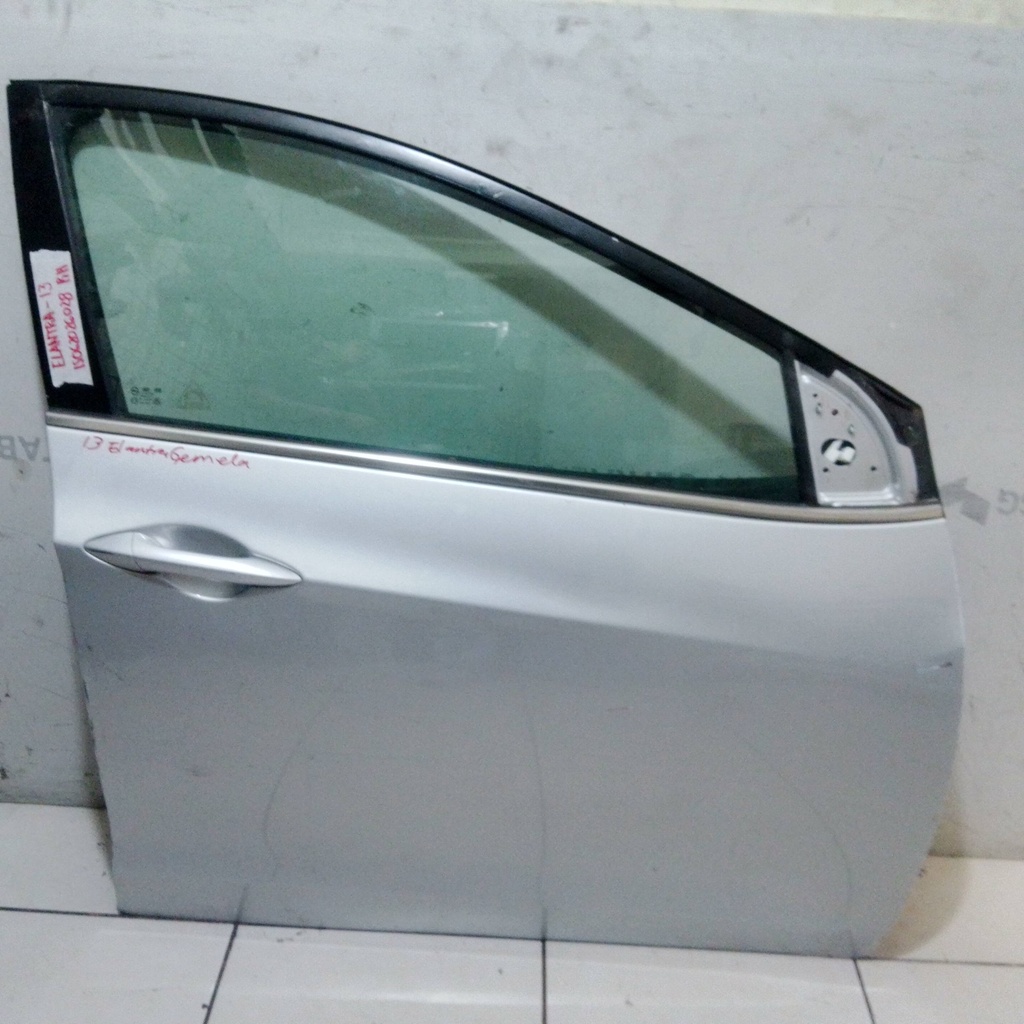 PUERTA RH ELANTRA 13