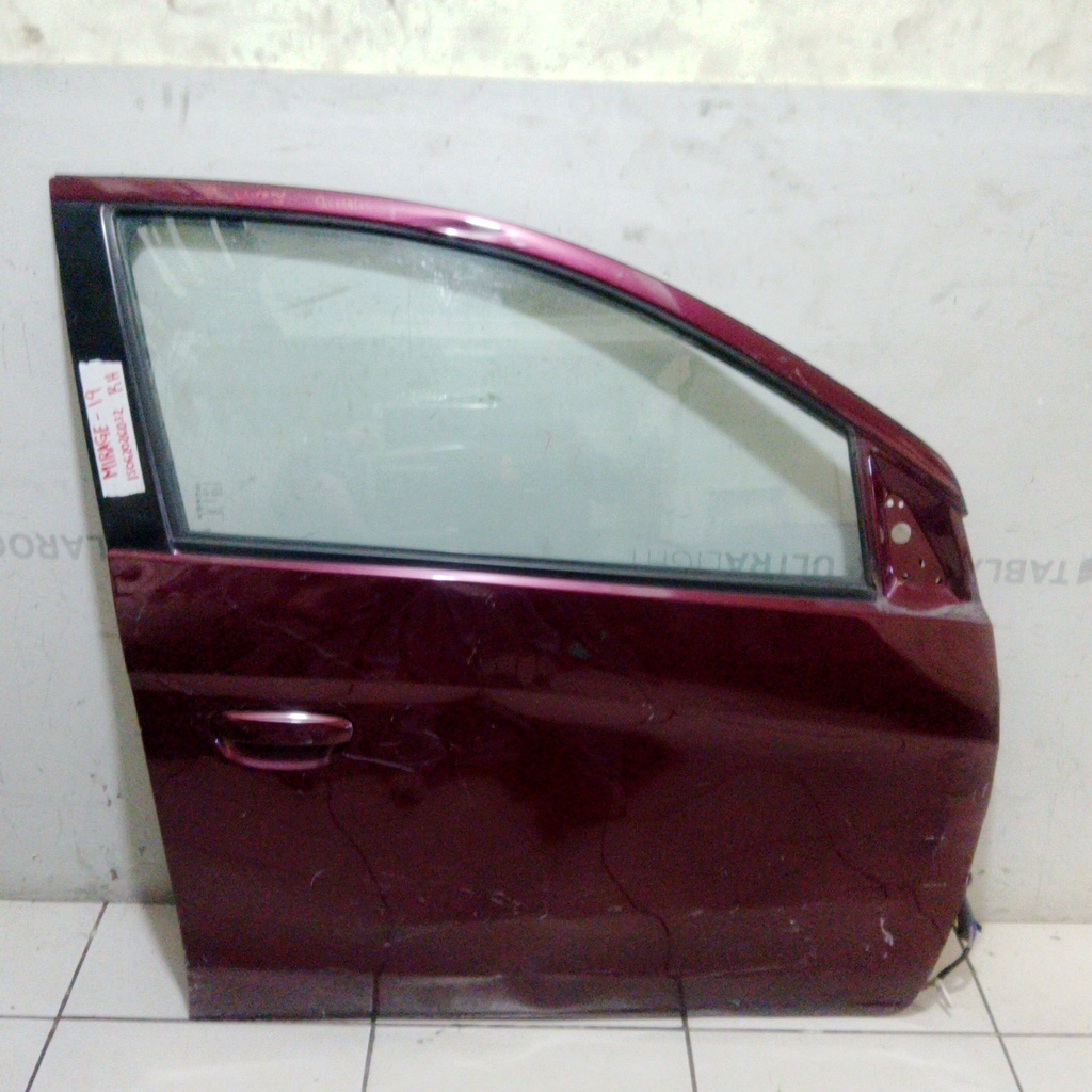 PUERTA RH MIRAGE 19