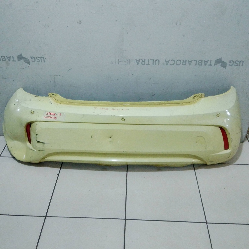 BUMPER TRASERO SPARK 17