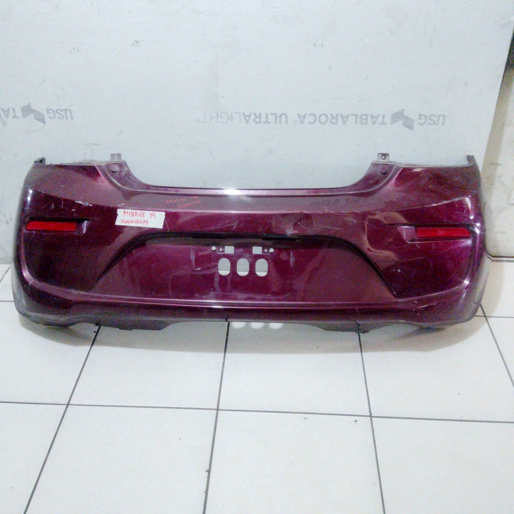 BUMPER TRASERO MIRAGE 19
