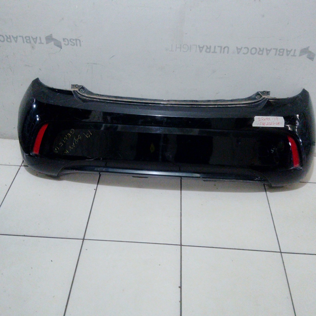 BUMPER TRASERO SPARK 19