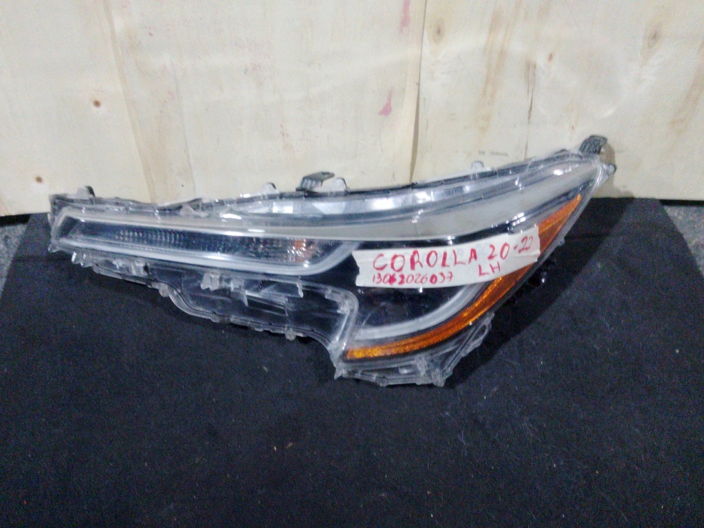FARO COROLLA LH 20-22