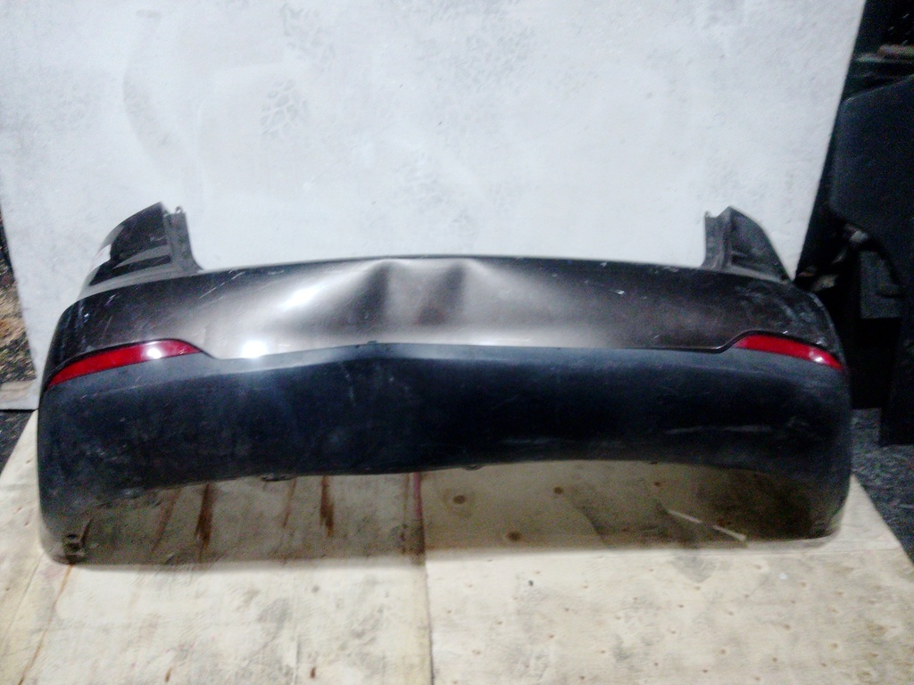 BUMPER TRASERO FORTE 15