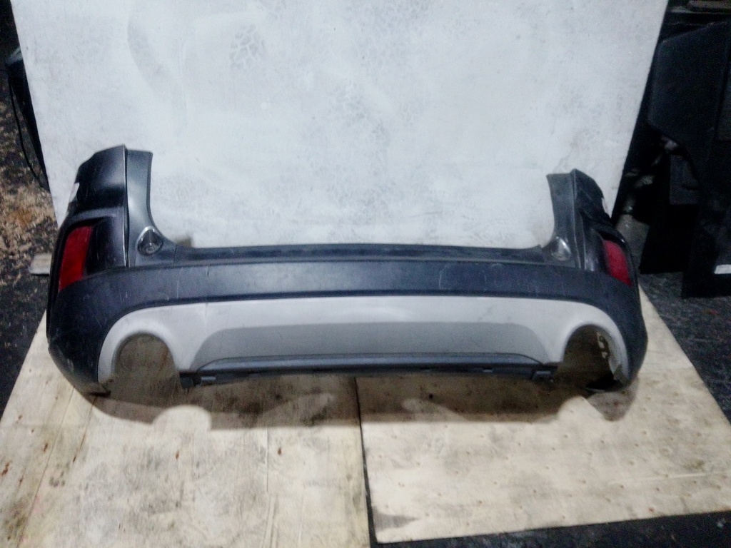 BUMPER TRASERO SCAPE 20