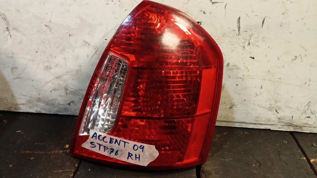 STOP RH ACCENT 08-11