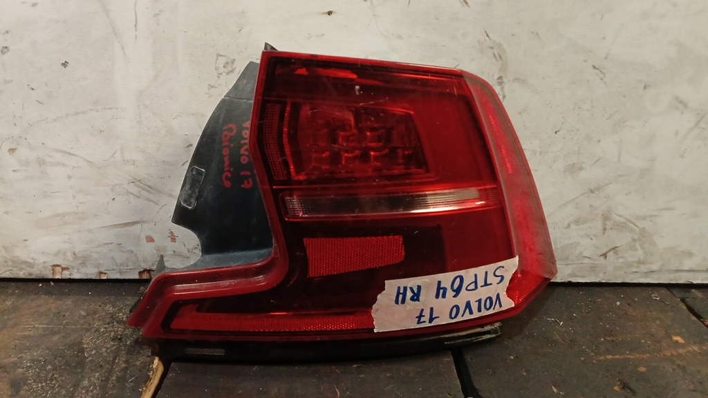 STP RH VOLVO 17