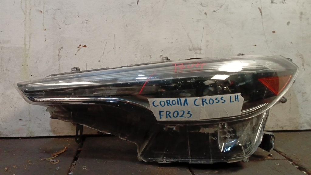 FARO LH COROLLA CROSS 20 LED
