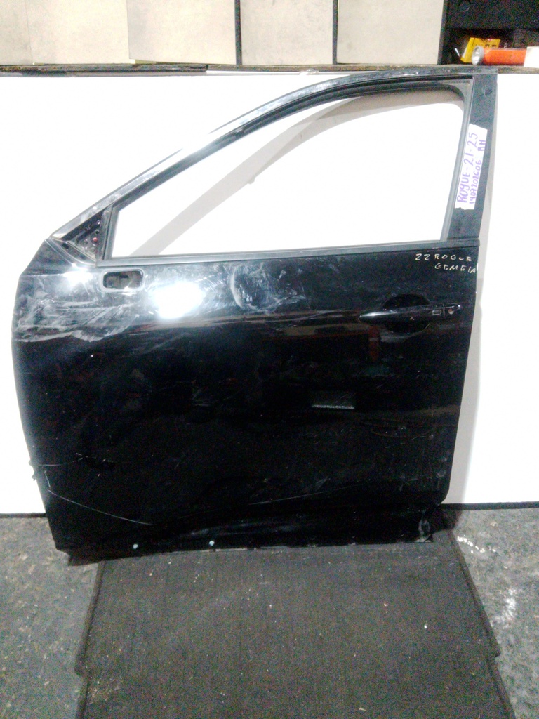 PUERTA LH ROGUE 21-25