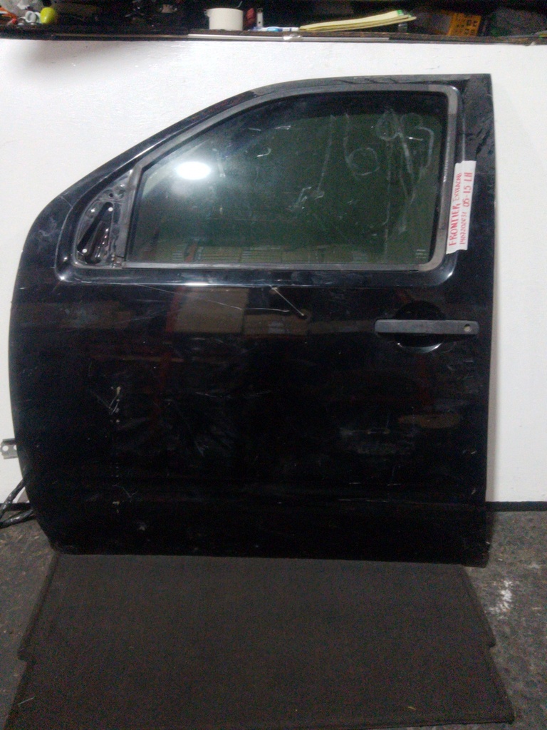 PUERTA LH FRONTIER EXTRACAB 05-15