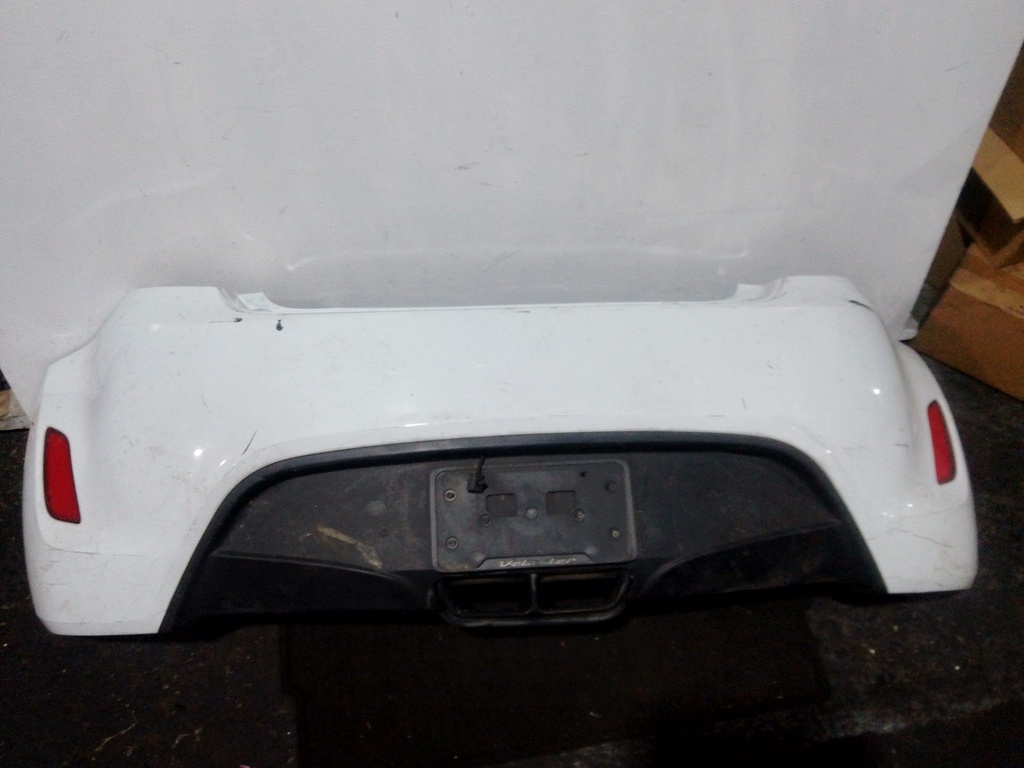 BOMPER TRASERO VELOSTER 12-16