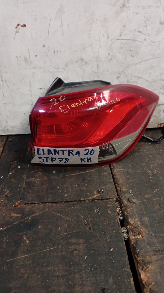Stop RH Elantra gt 2020