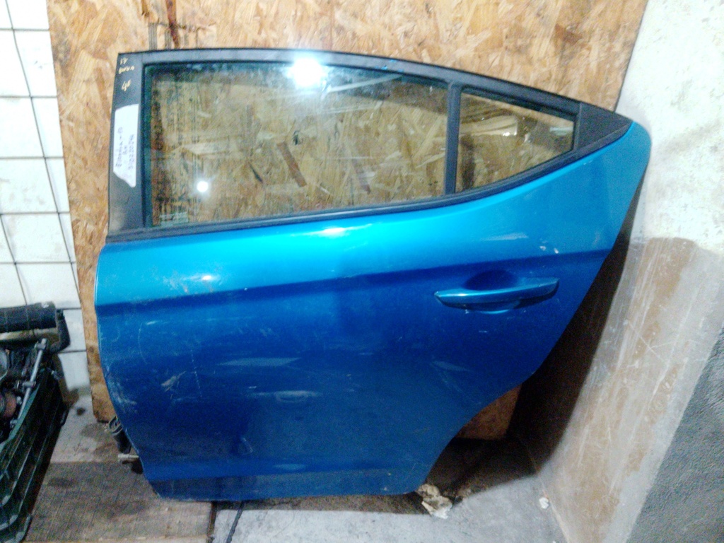 Puerta trasera ELANTRA 18 LH